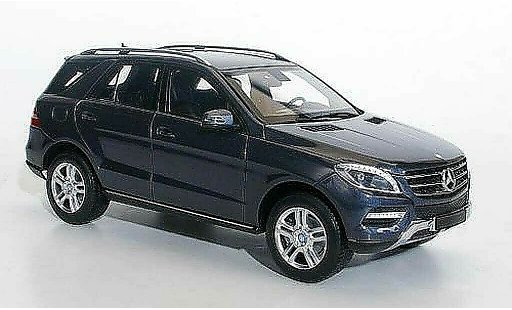 Mercedes Classe M Base 1/18 Minichamps grey 2011 diecast model cars