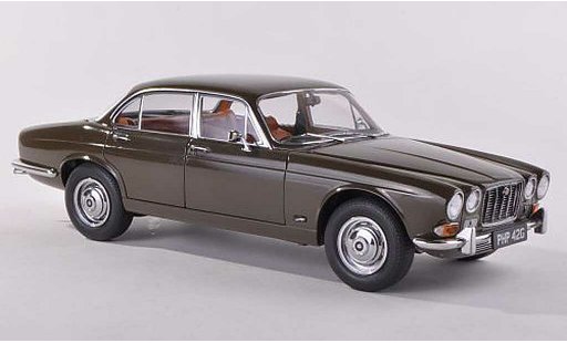 Jaguar XJ6 6 1/43 Paragon Series 1 4.2 black-brun Sir William Lyons' Personal Car RHD 1968 diecast model cars