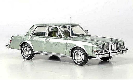 Dodge Diplomat Berline 1/43 First Response green 1985 diecast model cars