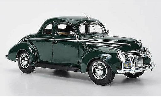 Ford Deluxe Coupe 1/18 Maisto Tudor green 1939 diecast model cars