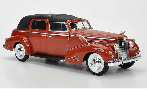 Cadillac Fleetwood V16 1/18 Signature brown avec Radio 1938 diecast model cars