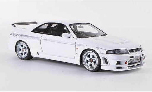 Nissan Skyline R33 1/43 HPI Nismo 400R white RHD diecast model cars