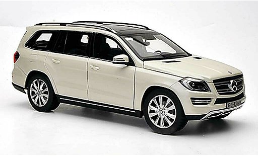 Mercedes Classe GLK Base 1/18 Norev white 2012 diecast model cars
