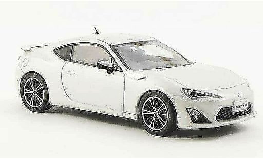 Toyota 86 2012 1/43 J Collection GT Limited white diecast model cars