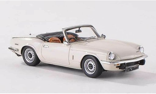 Triumph Spitfire 1971 1/43 Spark MK4 beige RHD diecast model cars