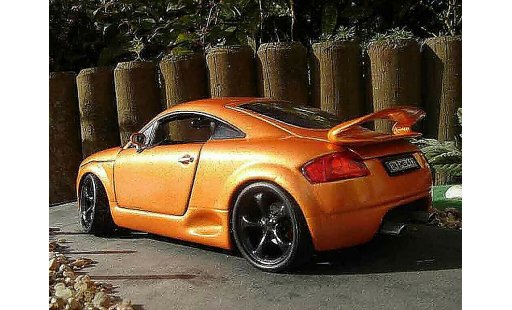 Audi TT coupe 1/18 Revell orange tuning jantes techart diecast model cars