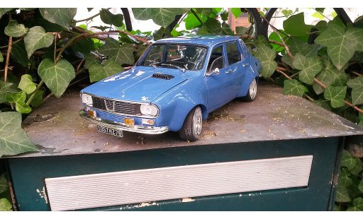 Renault 12 Gordini 1/18 Solido kit large groupe A diecast model cars