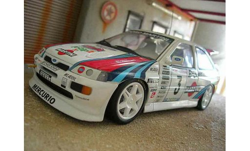 Ford Escort Cosworth 1/18 Ut Models rs martini diecast model cars