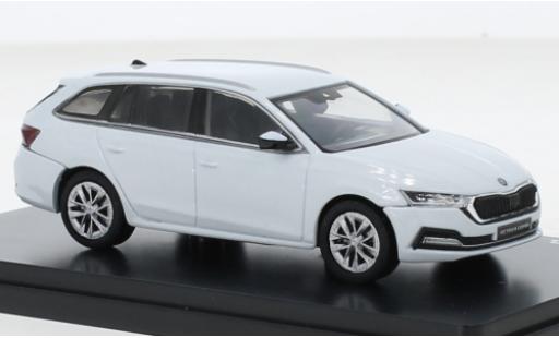 Diecast model cars Skoda Octavia 1/43 Abrex IV Combi metallise white 2020 Skoda Octavia 1/43 Abrex IV Combi metallise white 2020 diecast model cars