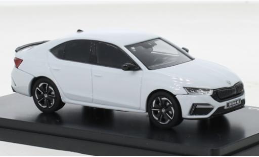 Diecast model cars Skoda Octavia 1/43 Abrex IV RS metallise white 2020 Skoda Octavia 1/43 Abrex IV RS metallise white 2020 diecast model cars