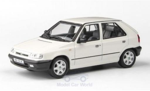 Skoda Felicia 1/43 Abrex 1.3 GLXi white 1994 diecast model cars