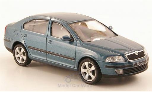 Diecast model cars Skoda Octavia 1/43 Abrex metallic green Skoda Octavia 1/43 Abrex metallic green diecast model cars