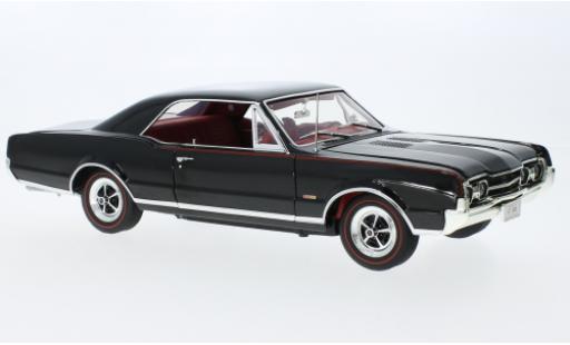 Oldsmobile 442 1/18 ACME W-30 black 1967 diecast model cars