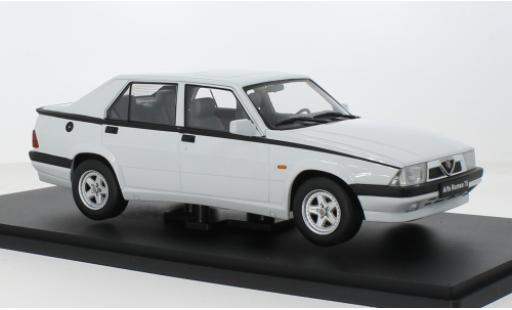 Diecast model cars Alfa Romeo 75 1/18 Triple 9 Collection weiss Triple 9 Coll 1:18 Alfa Romeo 75 1/18 Triple 9 Collection weiss Triple 9 Coll 1:18 diecast model cars