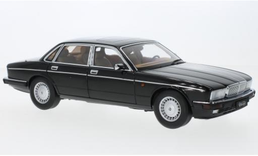 Diecast model cars Jaguar XJ 1/18 Almost Real 6 (40) black Jaguar XJ 1/18 Almost Real 6 (40) black diecast model cars