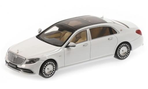 Diecast model cars Mercedes CLA 1/43 Almost Real Maybach Classe S white 2019 Mercedes CLA 1/43 Almost Real Maybach Classe S white 2019 diecast model cars