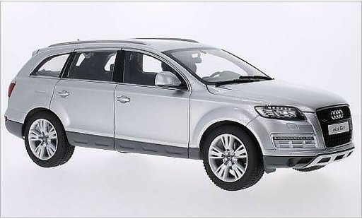 Audi Q7 suv 1/18 Kyosho grey 2013 diecast model cars