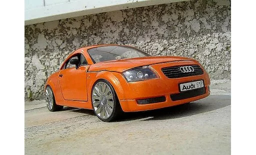 Audi TT coupe 1/18 Revell jantes audi a8 orange lamborghini diecast model cars