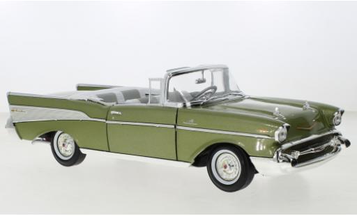 Chevrolet Bel Air 1/18 Auto World Convertible metallise green 1957 diecast model cars