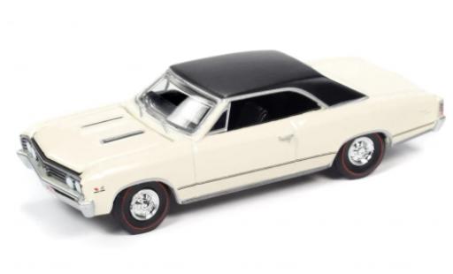 Diecast model cars Chevrolet Chevelle 1/64 Auto World SS beige clair/black 1967 Chevrolet Chevelle 1/64 Auto World SS beige clair/black 1967 diecast model cars