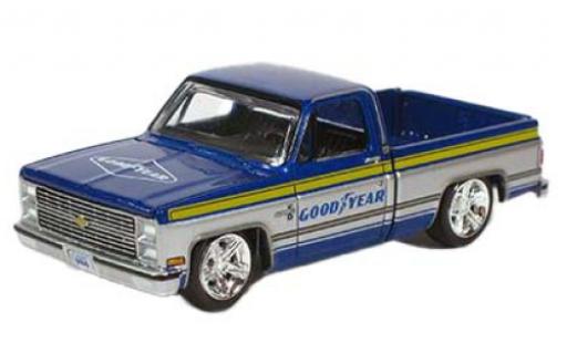 Diecast model cars Chevrolet Silverado 1/64 Auto World Goodyear 1983 Chevrolet Silverado 1/64 Auto World Goodyear 1983 diecast model cars