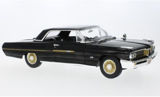 Pontiac Grand Prix 1/18 Auto World Fireball Roberts Edition black/doré 1962 diecast model cars