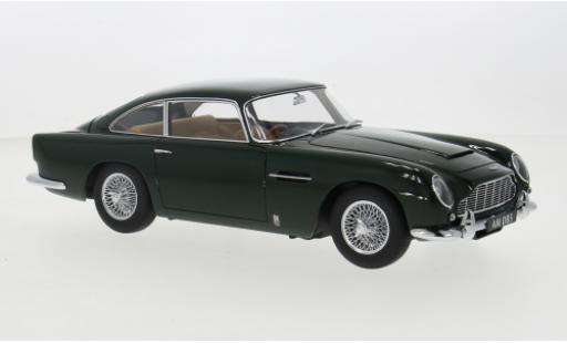 Diecast model cars Aston Martin DB5 1/18 AUTOart grün 1:18 Aston Martin DB5 1/18 AUTOart grün 1:18 diecast model cars