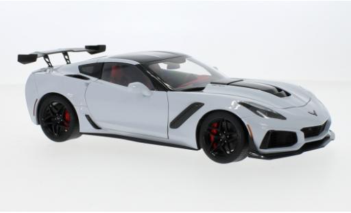 Diecast model cars Chevrolet Corvette 1/18 AUTOart (C7) ZR1 metallise grey clair 2019 Chevrolet Corvette 1/18 AUTOart (C7) ZR1 metallise grey clair 2019 diecast model cars