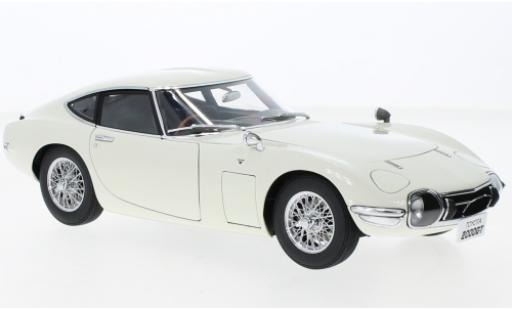 Diecast model cars Toyota 2000 GT 1/18 AUTOart white RHD 1965 Toyota 2000 GT 1/18 AUTOart white RHD 1965 diecast model cars