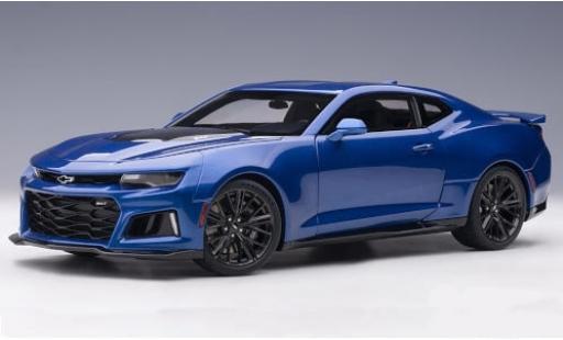 Diecast model cars Chevrolet Camaro 1/18 AUTOart ZL1 metallic blue/carbon 2017 Chevrolet Camaro 1/18 AUTOart ZL1 metallic blue/carbon 2017 diecast model cars