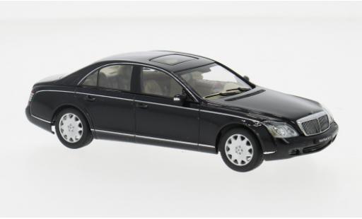 Maybach 57 1/43 AUTOart SWB schwarz 2002 1:43 diecast model cars