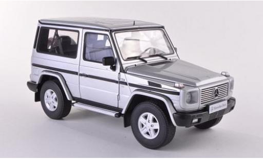 Diecast model cars Mercedes Classe G 1/18 AUTOart G 500 (W461) SWB silber 1998 1:18 Mercedes Classe G 1/18 AUTOart G 500 (W461) SWB silber 1998 1:18 diecast model cars