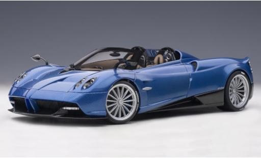 Diecast model cars Pagani Huayra 1/18 AUTOart Roadster blue/carbon 2017 y compris les Hardtop Pagani Huayra 1/18 AUTOart Roadster blue/carbon 2017 y compris les Hardtop diecast model cars