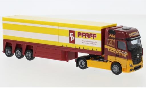Diecast model cars Mercedes Actros 1/87 AWM 5 GigaSpace/Aerop. Pfaff Innenladersattelzug Mercedes Actros 1/87 AWM 5 GigaSpace/Aerop. Pfaff Innenladersattelzug diecast model cars