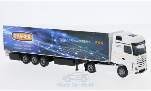 Diecast model cars Mercedes Actros 1/87 AWM 2 Big. Aerop. Oharek KSZ Mercedes Actros 1/87 AWM 2 Big. Aerop. Oharek KSZ diecast model cars