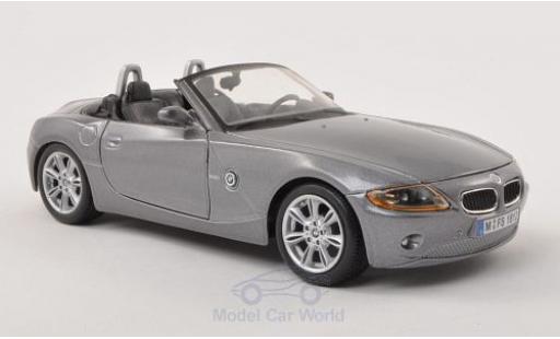 Bmw Z4 1/24 Burago metallic grey Verdeck geöffnet diecast model cars