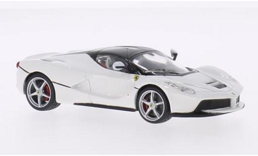 Diecast model cars Ferrari LaFerrari 1/43 Burago La white Ferrari LaFerrari 1/43 Burago La white diecast model cars