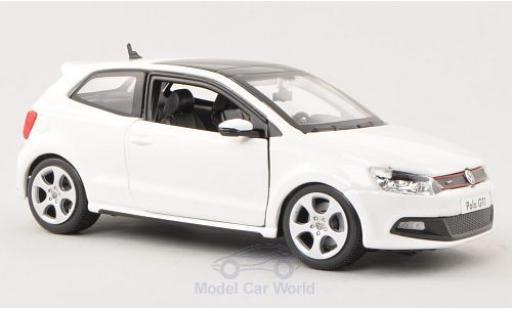 Diecast model cars Volkswagen Polo 1/24 Burago V GTI white Volkswagen Polo 1/24 Burago V GTI white diecast model cars