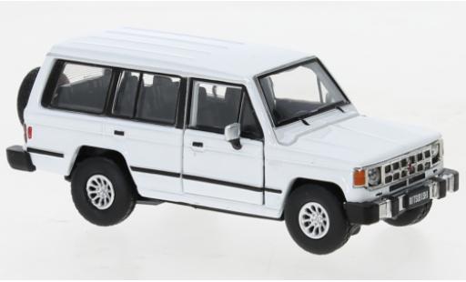 Diecast model cars Mitsubishi Pajero 1/64 BM Creations MK1 white Mitsubishi Pajero 1/64 BM Creations MK1 white diecast model cars