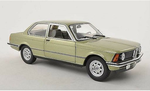 Bmw 318 coupe 1/24 WhiteBox E21 i (E21) green 1981 diecast model cars