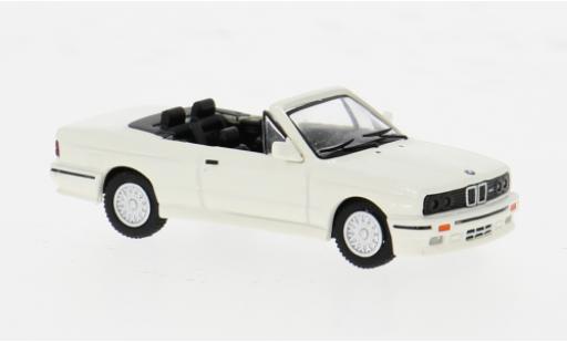 Diecast model cars Bmw M3 1/87 Minichamps (E30) Cabri weiss 1:87 Bmw M3 1/87 Minichamps (E30) Cabri weiss 1:87 diecast model cars