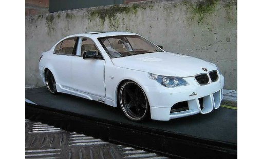 Bmw M5 tuning 1/18 Revell E60 ac schnitzer look m6 diecast model cars