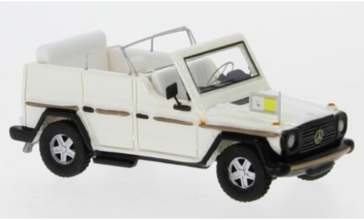 Diecast model cars Mercedes 230 1/87 BoS Models G Papamobil metallic white 1980 Mercedes 230 1/87 BoS Models G Papamobil metallic white 1980 diecast model cars