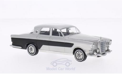 Mercedes Classe G 1/43 BoS Models Ghia 300C Berlina grey/black 1956 diecast model cars