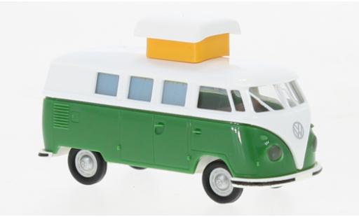 Diecast model cars Volkswagen T1 1/87 Brekina b Camper white/green 1960 Volkswagen T1 1/87 Brekina b Camper white/green 1960 diecast model cars