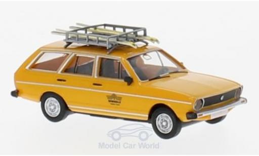 Diecast model cars Volkswagen Passat 1/87 Brekina Variant Völkl Testski-Team Volkswagen Passat 1/87 Brekina Variant Völkl Testski-Team diecast model cars