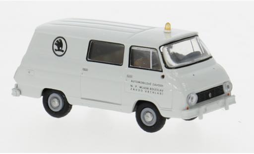 Diecast model cars Skoda 1203 1/87 Brekina Halbbus 1968 1:87 Skoda 1203 1/87 Brekina Halbbus 1968 1:87 diecast model cars