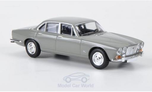 【数量は多】 Jaguar Alldiecast.co.uk - cars model diecast Xj6 ミニカー