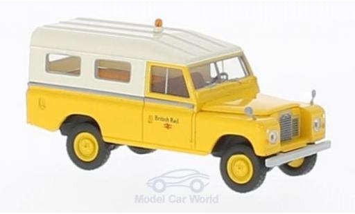Land Rover 109 1/18 Brekina British Rail diecast model cars