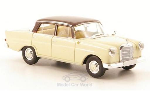Diecast model cars Mercedes 190 E 1/87 Brekina c (W110) beige/brown Mercedes 190 E 1/87 Brekina c (W110) beige/brown diecast model cars